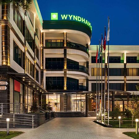 Wyndham Garden Tashkent Hotel ภายนอก รูปภาพ