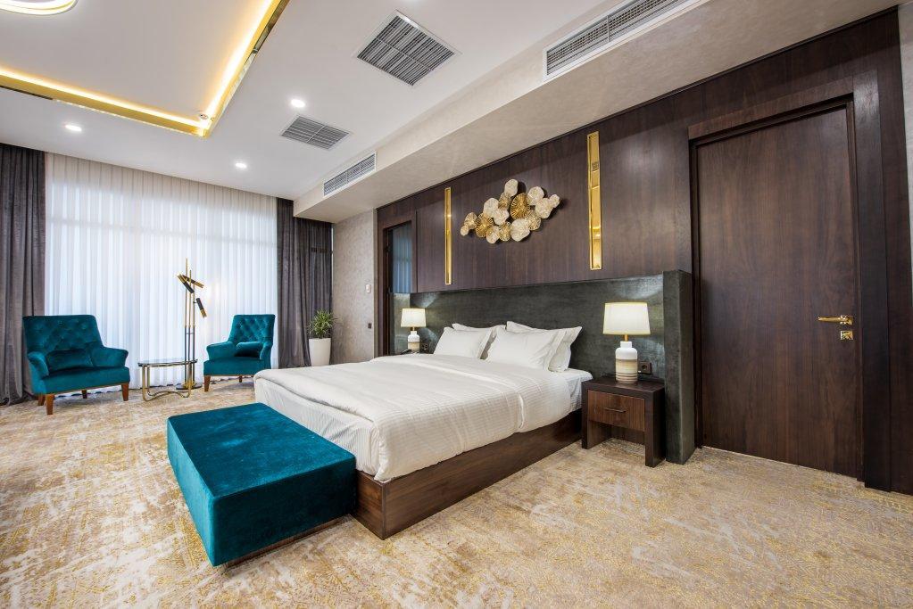 Wyndham Garden Tashkent Hotel ภายนอก รูปภาพ