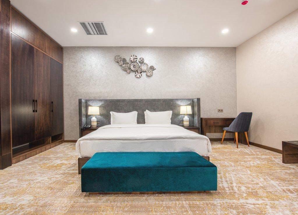Wyndham Garden Tashkent Hotel ภายนอก รูปภาพ