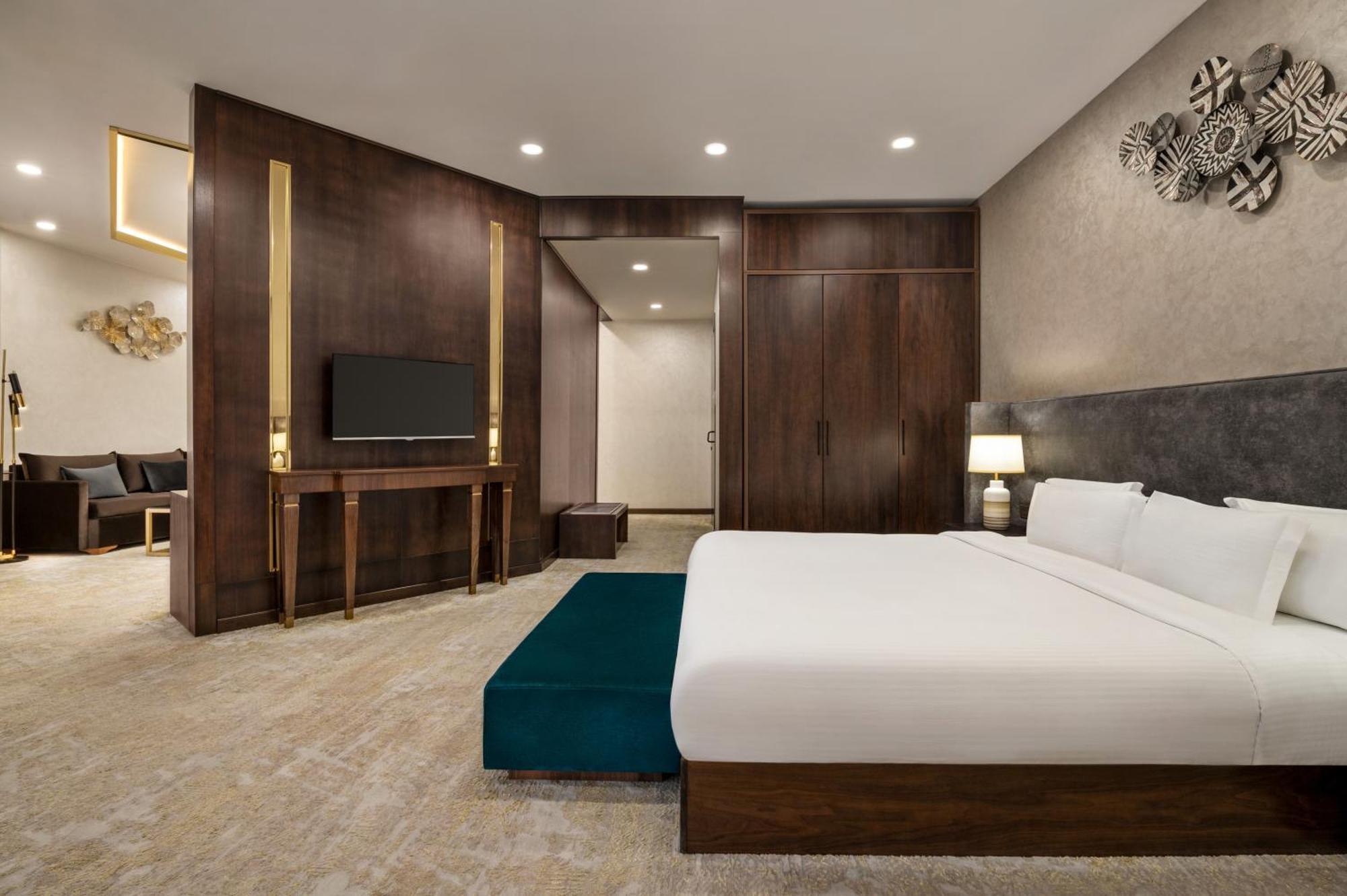 Wyndham Garden Tashkent Hotel ภายนอก รูปภาพ