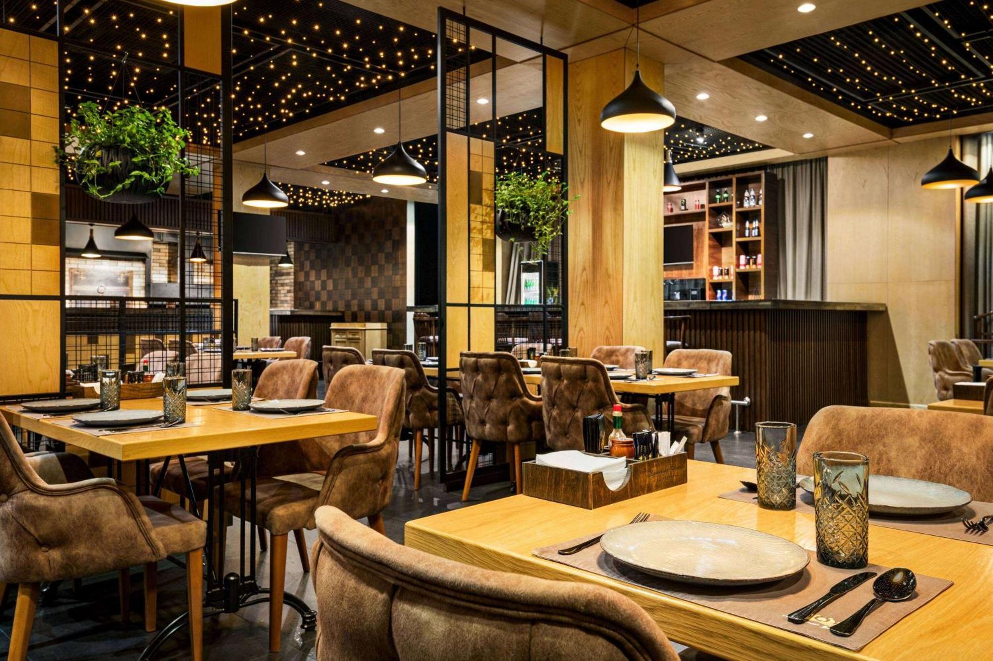 Wyndham Garden Tashkent Hotel ภายนอก รูปภาพ